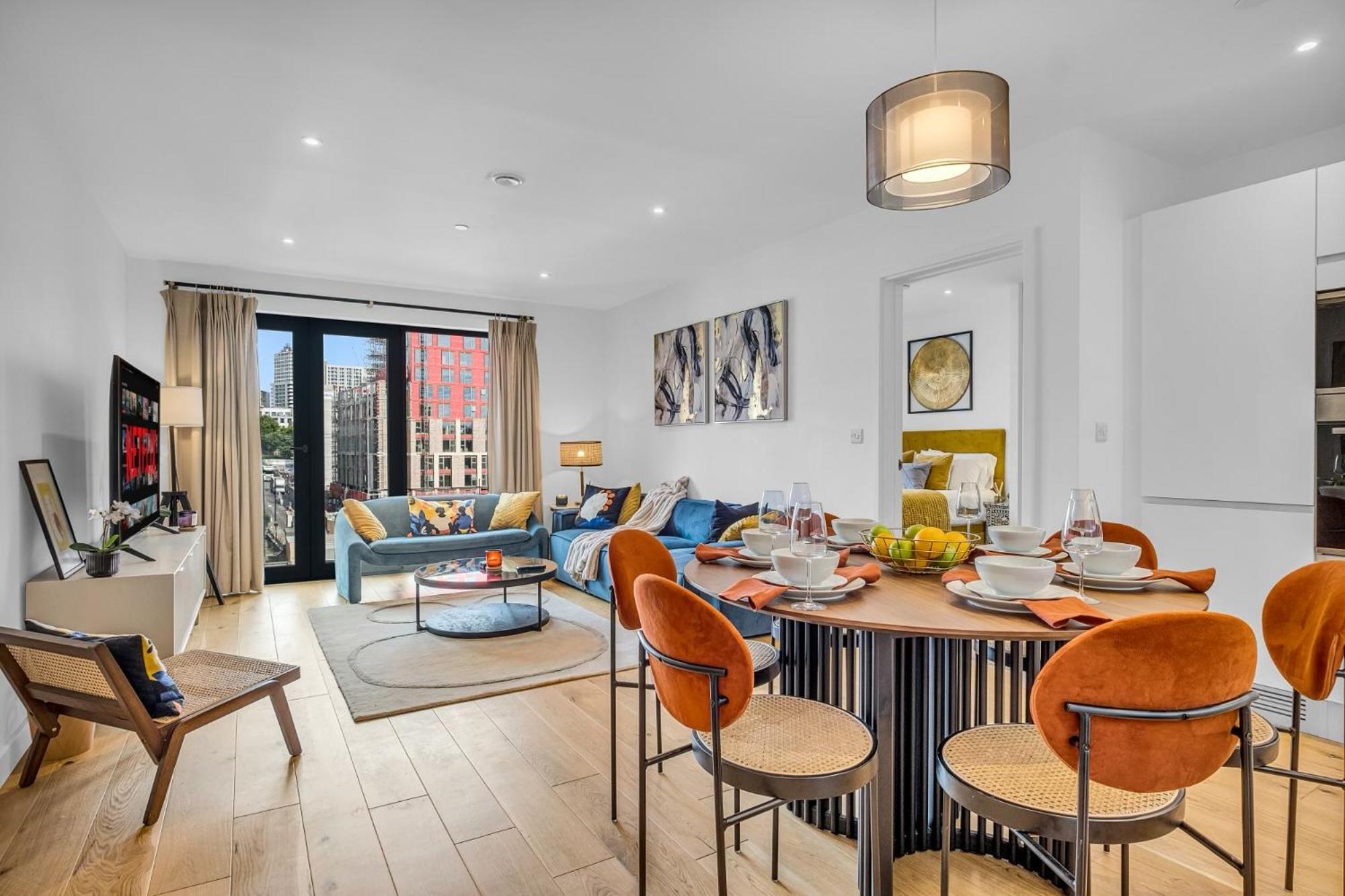 Luxurious & Glamorous Centrally Located 2 Bedroom 2 Bathroom Apartment - Central Birmingham - Secure Parking - Netflix Exterior photo